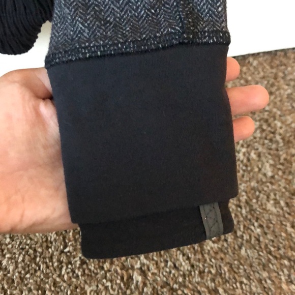 Lululemon sweatshirt - Picture 4 of 5